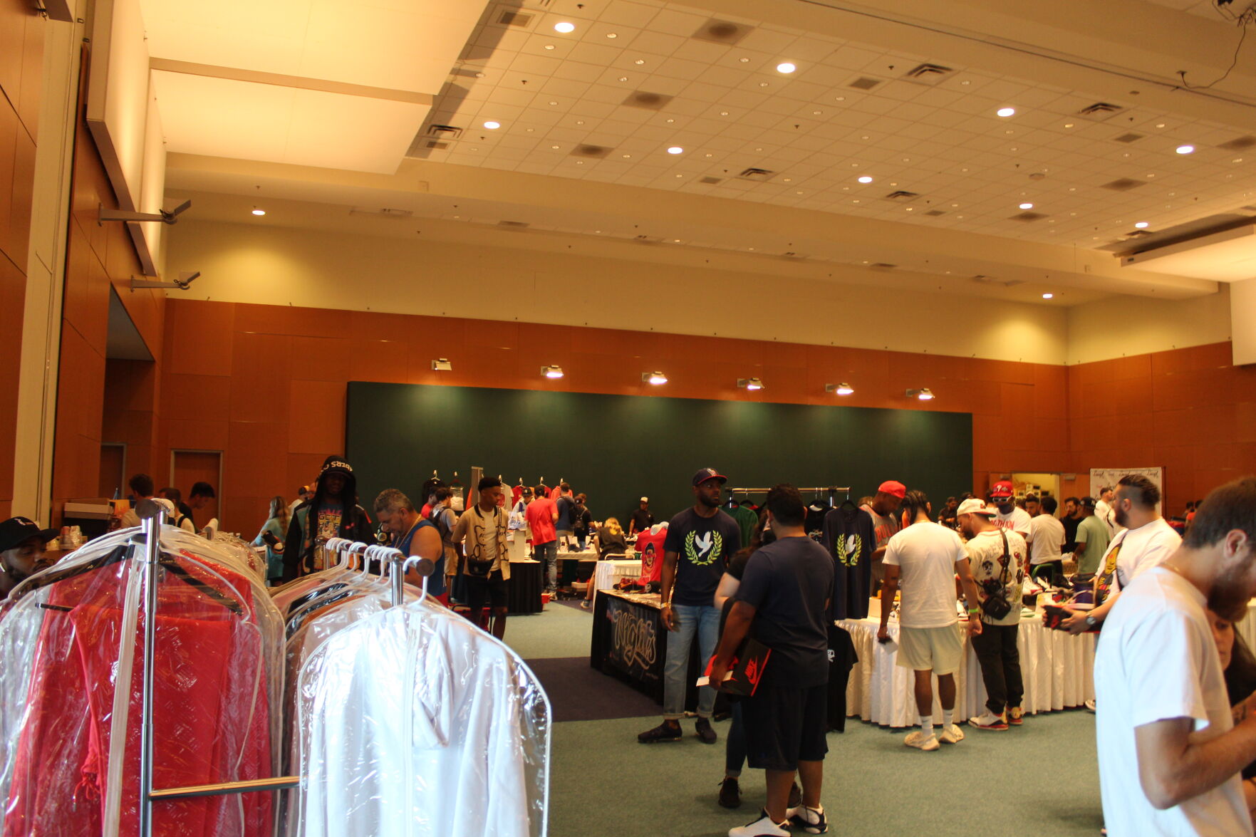 Jus Nice Sneaker Convention in Wildwood5463.JPG